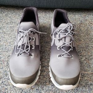 Reebok pump sneakers